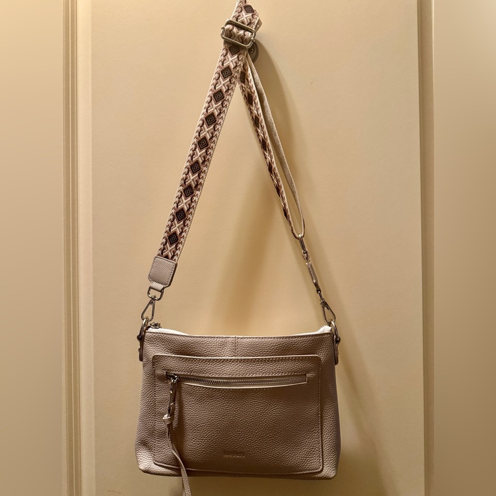Pebble leather beige Bag with embroidered Strap and Textured Finish -New